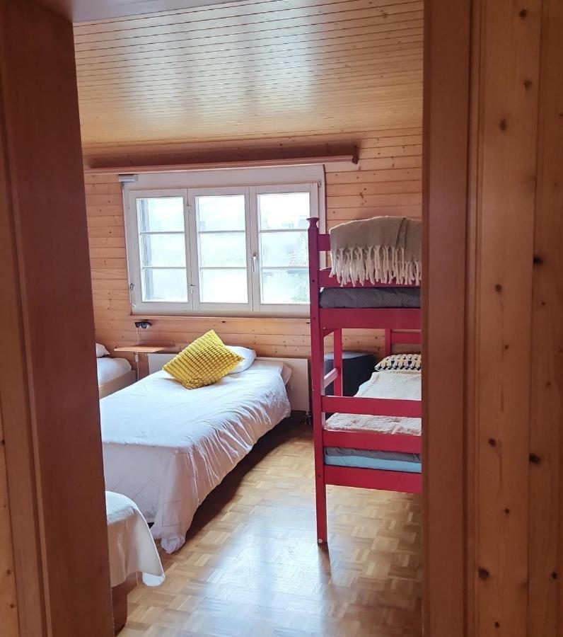 Homestay Gast Haus Lucerne